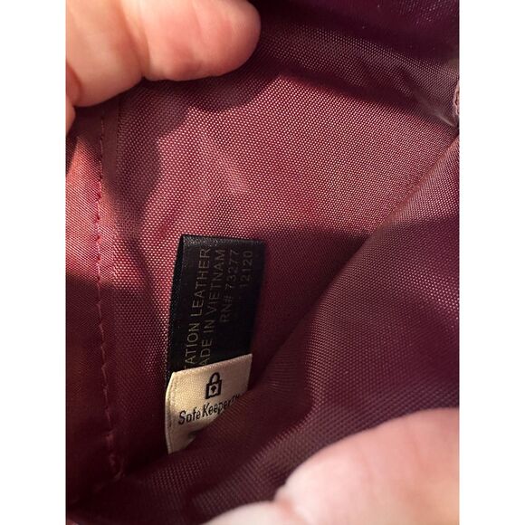 NWT Safekeeper Wallet Burgundy - Picture 5 of 5